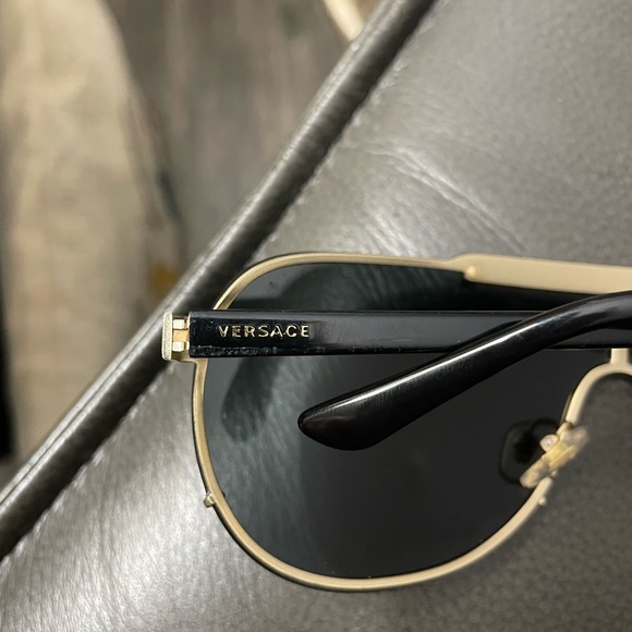 Men’s Versace Glasses - Picture 2 of 6